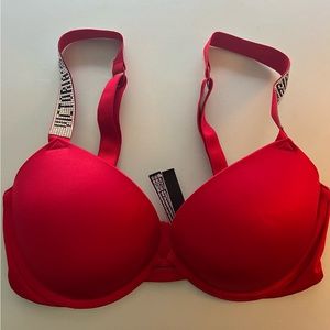 Victoria Secrets red push-up bra very sexy 34D